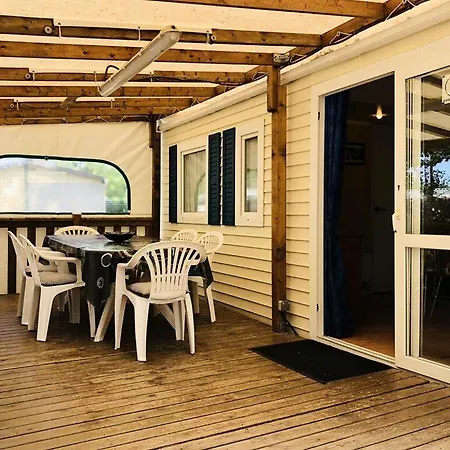 Résidence Au Joyeux Faune - Mobil - Bungalow - Pour 6 Personnes 12 Camping *