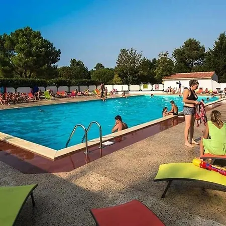 Camping Résidence Au Joyeux Faune - Mobil - Bungalow - Pour 6 Personnes 12 Les Mathes